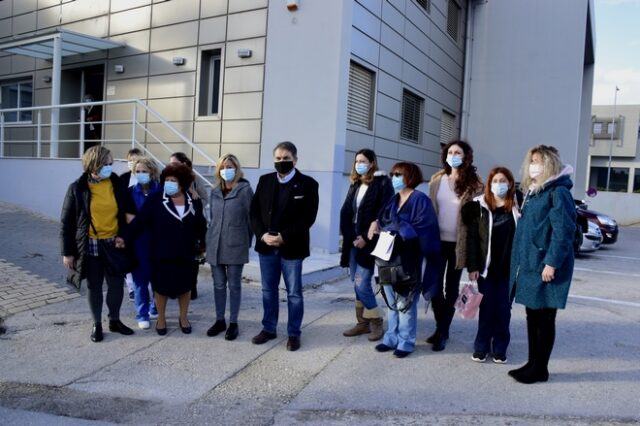 Πανελλαδικό κύμα αλληλεγγύης: 23 νοσηλεύτριες ακόμη μεταβαίνουν στην Θεσσαλονίκη