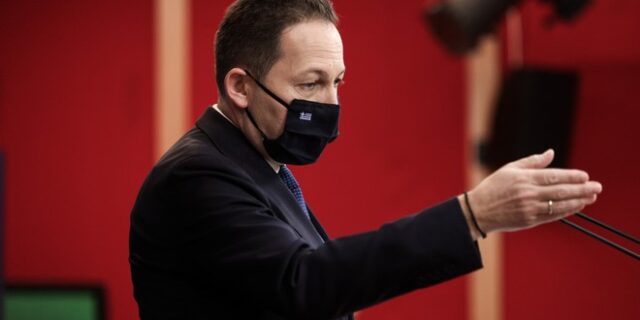 Πέτσας: Δεν είμαστε κοντά σε άμεσο lockdown στην Αττική