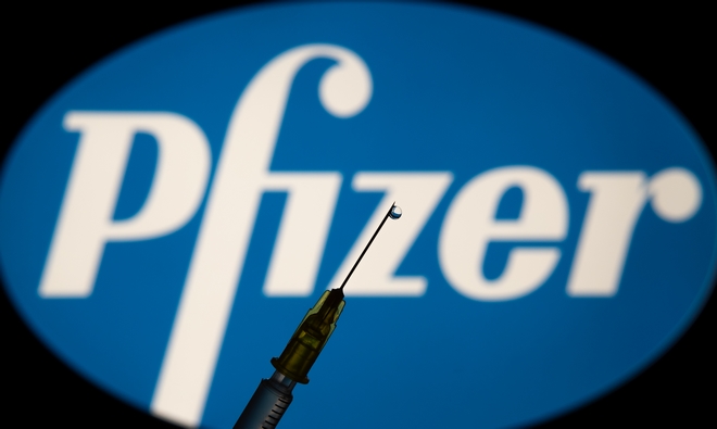 ΗΠΑ: Εγκρίθηκε από τoν FDA το εμβόλιο της Pfizer