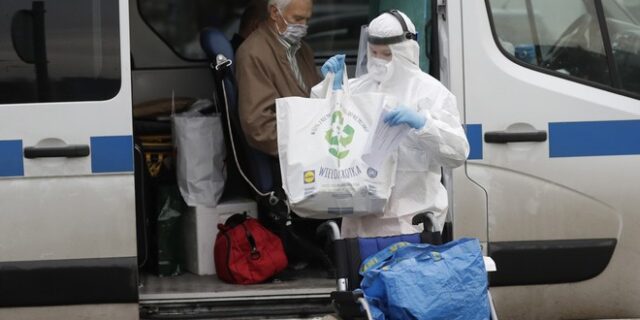 Έπειτα από 15 μήνες, πρώτο 24ωρο χωρίς κανέναν θάνατο εξαιτίας της COVID-19 στην Πολωνία