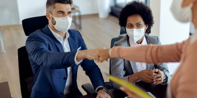 ReGeneration: Ρεκόρ προσλήψεων νέων πτυχιούχων, εν μέσω πανδημίας