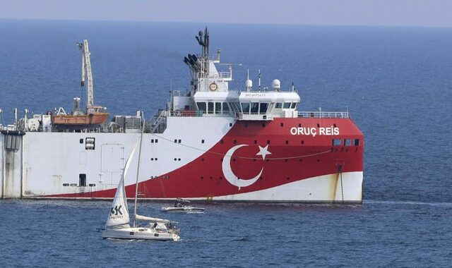 Oruc Reis: “Έσπασε” ξανά τα 12 ναυτικά μίλια