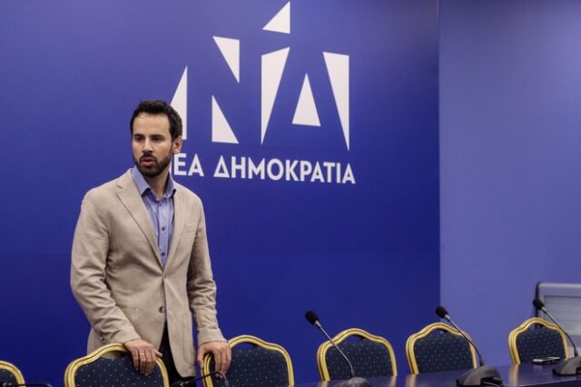 Οργή ΣΥΡΙΖΑ για Ρωμανό: Συνέκρινε τα στατιστικά των θανάτων με δημοσκοπήσεις