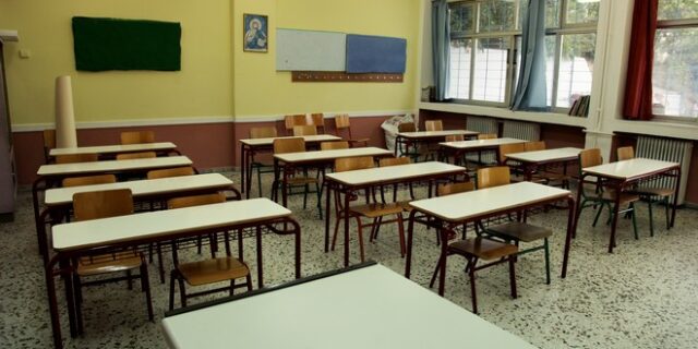 Κορονοϊός: Κλείσιμο των δημοτικών πανελλαδικώς, η εισήγηση των ειδικών