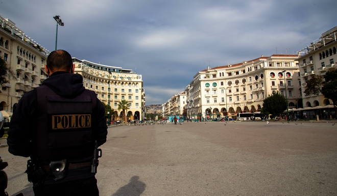 Lockdown σε Θεσσαλονίκη και Σέρρες – Με SMS οι μετακινήσεις