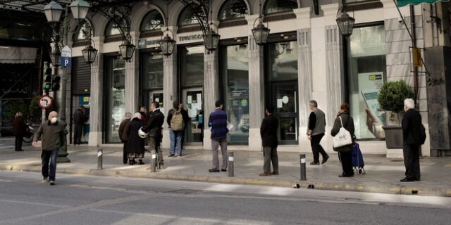 Τράπεζες: Επιμένουν για παράταση στα μορατόρια για να “σωθούν” τα ενήμερα δάνεια