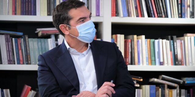 Τσίπρας: Δίκαιο αίτημα να ανοίξουν τα βιβλιοπωλεία