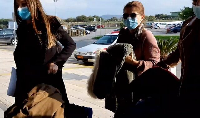 Κρήτη: Αναχώρησαν για τη Θεσσαλονίκη οι νοσηλεύτριες – Συγκινητικές στιγμές στο “Ν. Καζαντζάκης”