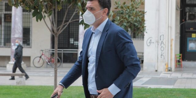 Εμβόλιο κορονοϊού: Ο Κικίλιας ενημερώνει τους εκπροσώπους των κομμάτων