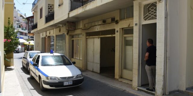 Εισέβαλαν σε σπίτι με βαριοπούλα και λήστεψαν ζευγάρι