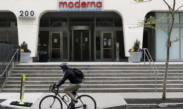 Μόσιαλος για εμβόλιο Moderna: “Σημαντικά και ενθαρρυντικά νέα”