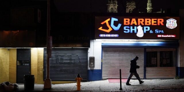 ΗΠΑ: Η ομάδα του Μπάιντεν δεν εξετάζει την επιβολή γενικού lockdown στη χώρα