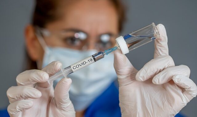 Εμβόλιο κορονοϊού: Ανακοίνωση ελπίδας από Pfizer και Biontech – “Κατά 90% αποτελεσματικό”