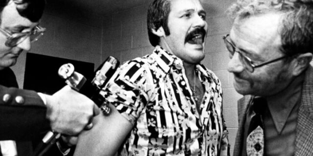 Η κωμικοτραγική ιστορία του τελευταίου μαζικού εμβολιασμού