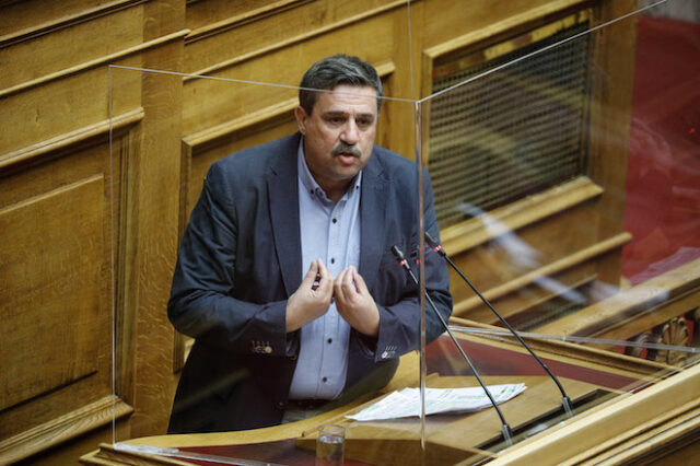Ανδρέας Ξανθός για επίταξη κλινικών νοσοκομείων: “Πολύ λίγο, πολύ αργά”