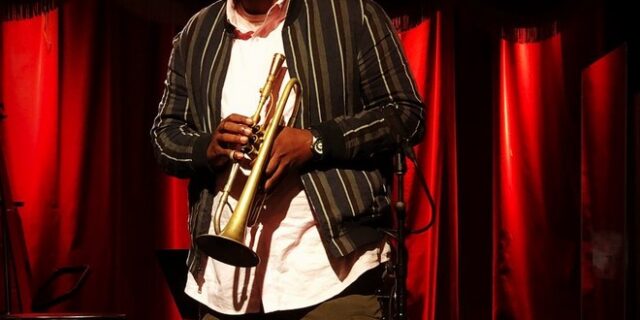 Keyon Harrold: Διάσημος τρομπετίστας κατηγορείται για κλοπή επειδή είναι μαύρος