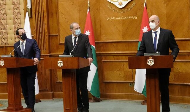 Δένδιας: “Ταραχοποιός της περιοχής μας η Τουρκία”