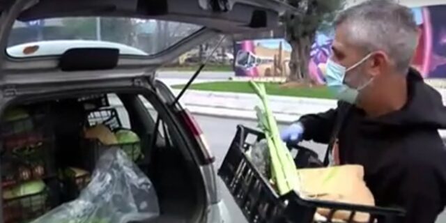 ΚοινΣΕΠ Αργώ: Πρώην τοξικοεξαρτημένοι διανέμουν βιολογικά φρούτα και λαχανικά στην πόρτα σας