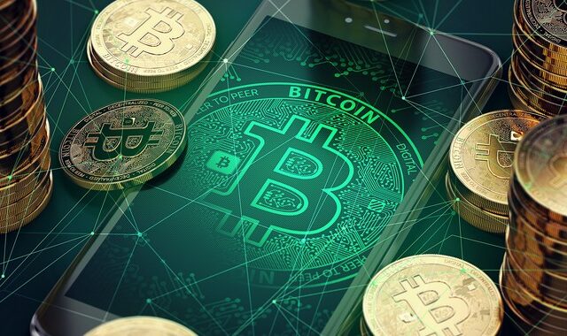 Bitcoin: Νέο ρεκόρ για την τιμή του, ξεπέρασε τις 34000 δολάρια