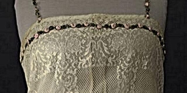 Do your homework: ο Σωτήρης Τσιόδρας δεν φορούσε κασκορσέ