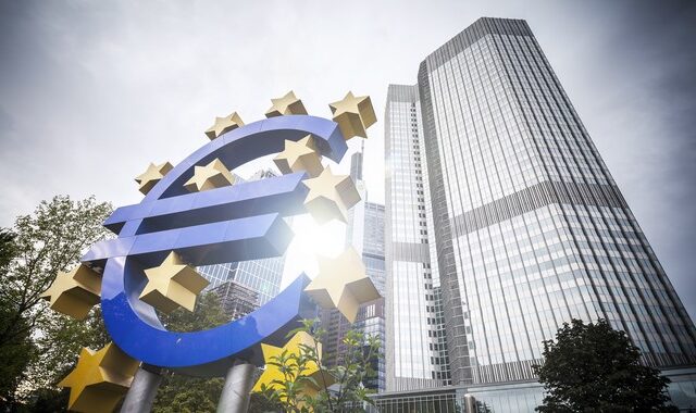 Ενισχύονται τα ομόλογα, απομακρύνεται το ενδεχόμενο μείωσης των επιτοκίων από την ΕΚΤ