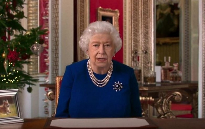 Channel 4: Deepfake χριστουγεννιάτικο μήνυμα της βασίλισσας Ελισάβετ προκαλεί αντιδράσεις