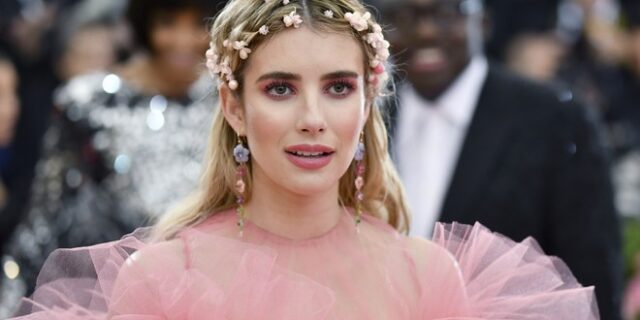 Γέννησε η Emma Roberts