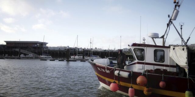 Ρωσία: 17 αγνοούμενοι μετά τη βύθιση αλιευτικού στη Θάλασσα Μπάρεντς