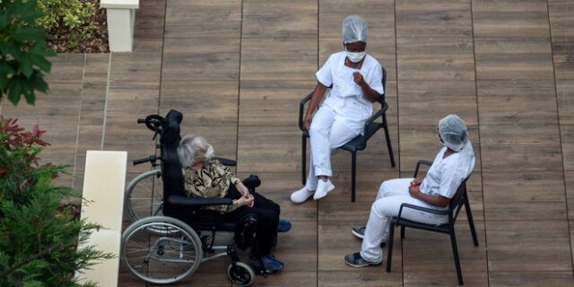 Κορονοϊός – Γαλλία: Μείωση κρουσμάτων και θανάτων