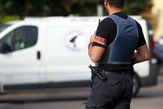 Γαλλία: 84χρονος εισέβαλε με το ΙΧ του σε εκκλησία – 3 τραυματίες