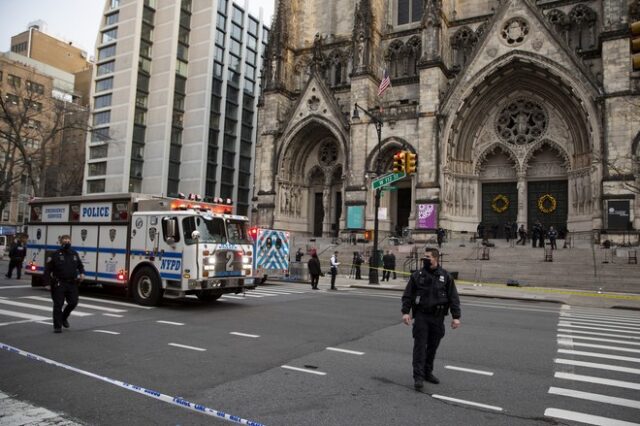 ΗΠΑ: Ένοπλος άνοιξε πυρ έξω από τον καθεδρικό ναό του Μανχάταν – Νεκρός ο δράστης