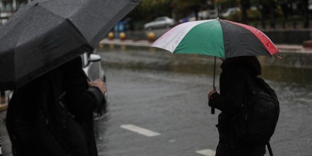 Ισχυρές βροχές και καταιγίδες με θυελλώδεις νοτιάδες