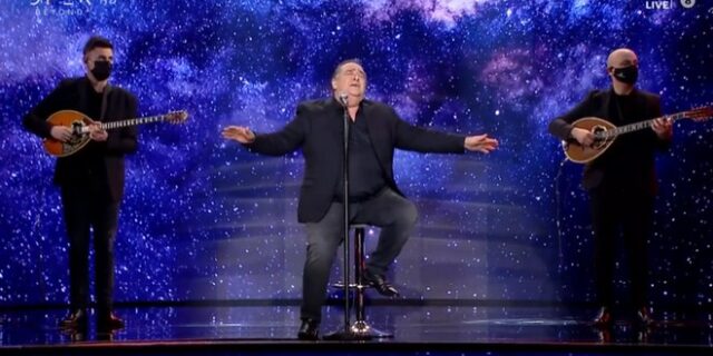 Ο Καρράς έφερε το ΠΑΣΟΚικό μπουζούκι στην καραντίνα μας