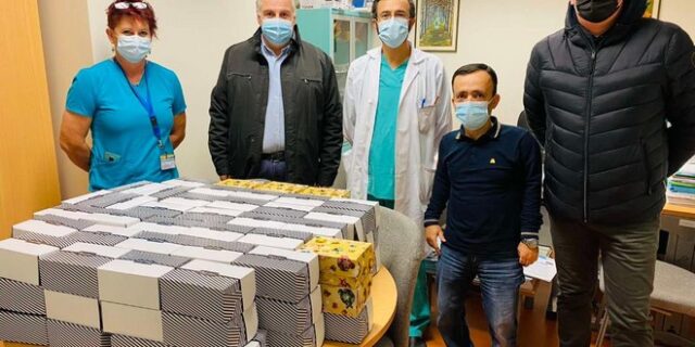 Κέρκυρα: Επιχειρηματίας προσέφερε 110 κιλά γλυκά στο προσωπικό του νοσοκομείου