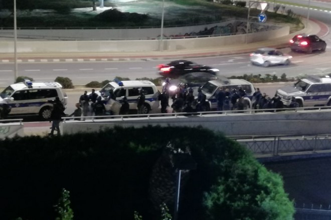 Κύπρος: Ένταση μεταξύ αστυνομικών και διαδηλωτών για τα νέα μέτρα κατά του κορονοϊού