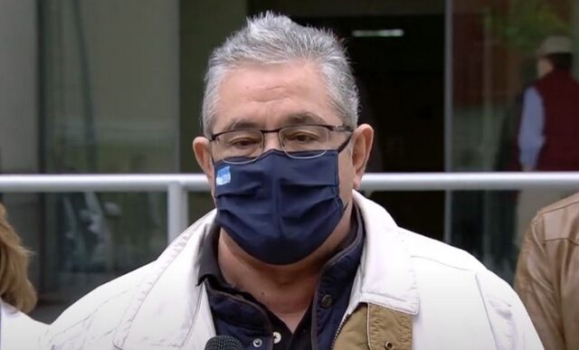 Εμβολιάστηκε ο Δημήτρης Κουτσούμπας, ζητώντας ενίσχυση του ΕΣΥ