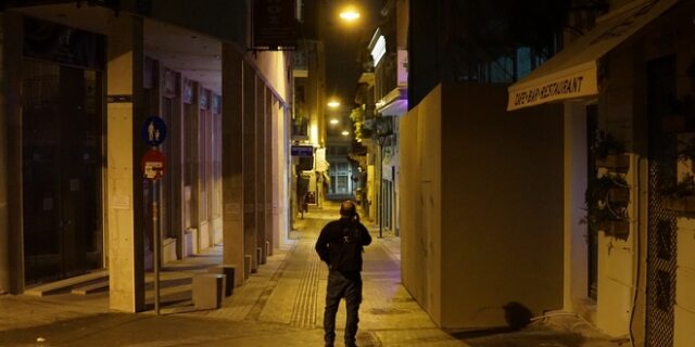 Πέτσας: Δεν θα διευρυνθεί άλλο το ωράριο για τις μετακινήσεις