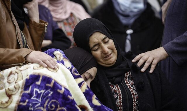 Παλαιστίνη: Πλήθος κόσμου στην κηδεία 13χρονου που σκοτώθηκε από τον ισραηλινό στρατό