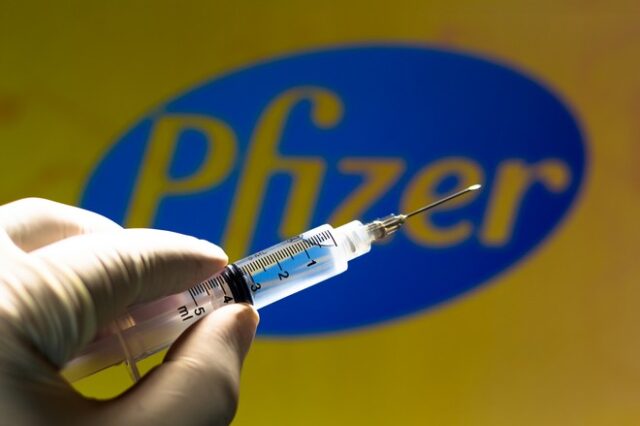 Αποτελεσματικό στη νοτιοαφρικανική μετάλλαξη το εμβόλιο της Pfizer