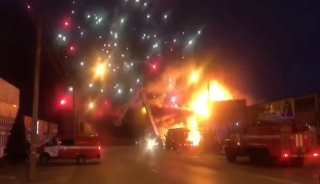 Ρωσία: Κόλαση φωτιάς σε εργοστάσιο πυροτεχνημάτων