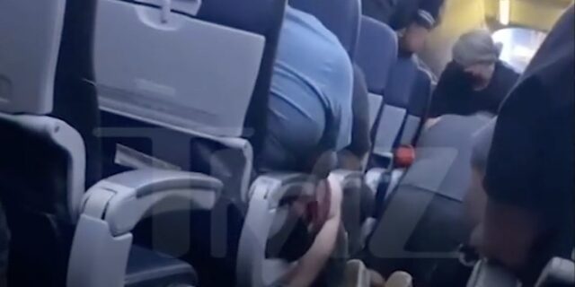 Πανικός σε πτήση της United: Επιβάτης πέθανε από κορονοϊό μετά την απογείωση