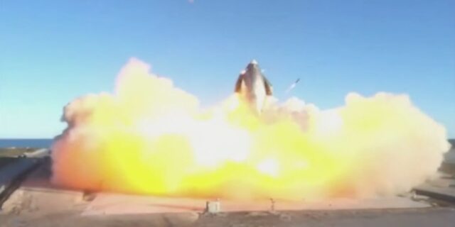 SpaceX Starship: Εξερράγη κατά την προσγείωση μετά από δοκιμαστική πτήση