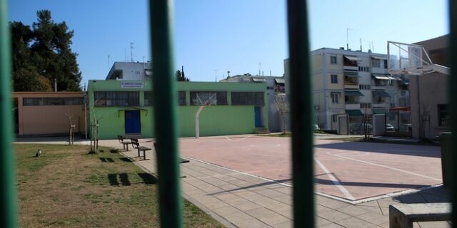 Σχολεία: Ο Πέτσας “δείχνει” άνοιγμα στις 8 Ιανουαρίου