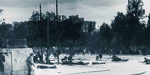 3 Δεκεμβρίου 1944: Η Ματωμένη Κυριακή με τα μάτια του Λουντέμη