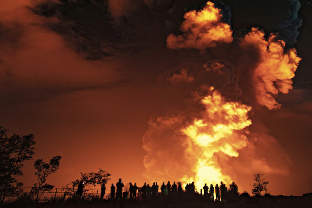 Ηφαίστειο Κιλαουέα: Εντυπωσιακές εικόνες λάβας