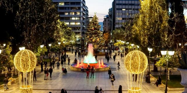 Χριστούγεννα με lockdown: Τι ισχύει και τι επιτρέπεται – Πώς θα μετακινηθούμε