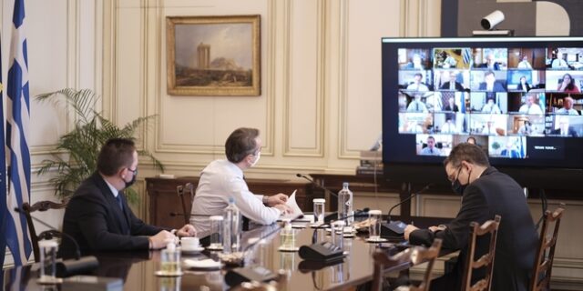 Lockdown: “Σφιχτά” τα λουριά μέχρι το εμβόλιο – Το στίγμα που έδωσε ο Μητσοτάκης