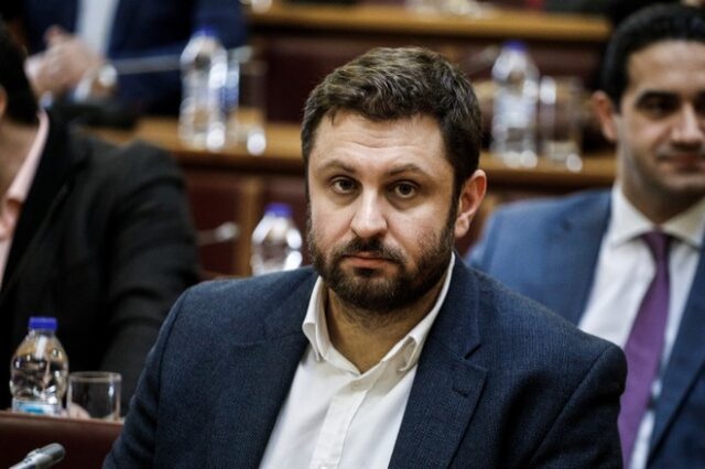 Κώστας Ζαχαριάδης: “Για να μπεις στο ελληνικό Δημόσιο θα πρέπει να το αξίζεις…”