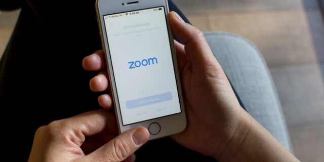Zoom: Αίρει στις γιορτές το όριο των 40 λεπτών στους δωρεάν λογαριασμούς
