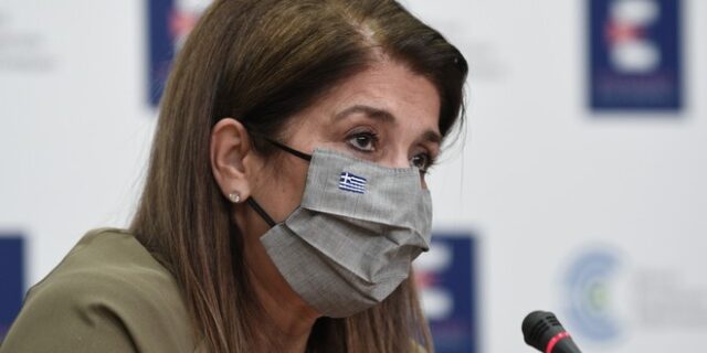 Παπαευαγγέλου: Ανάμικτα συναισθήματα από το άνοιγμα λιανεμπορίου – 16% αυξήθηκε η κινητικότητα